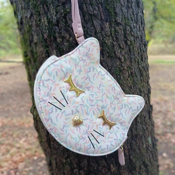 Betsey Johnson Handbags - Betsy Johnson kitty bag.
